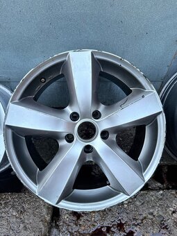Dezent 18” 5x120 5ks - 2