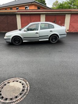 Škoda octavia 1.6 benzin - 2