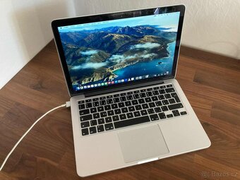 Apple MacBook Pro 13" - 2