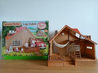 Sylvanian Families Log Cabin - 2
