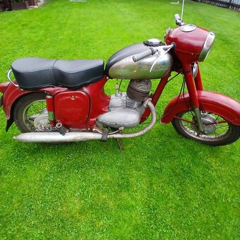 Jawa kyvačka 353 - 2