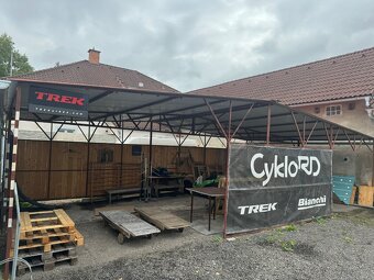 Ocelový přístřešek - 2