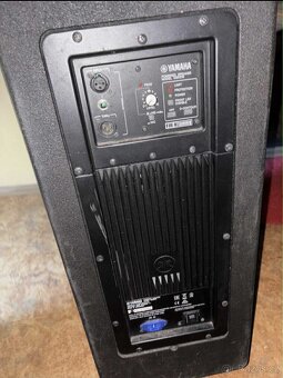 Yamaha dsr 215 + Mixpult Soundracft Signature - 2