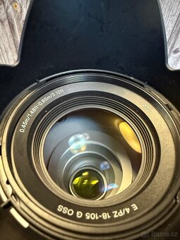 Sony E PZ 18-105mm f/4 G OSS - 2