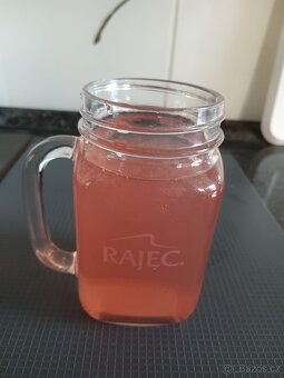 Skleněné džbánečky i na horký nápoj. - 2