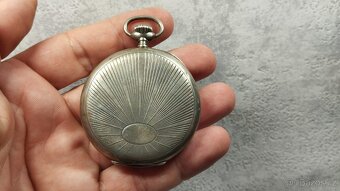 STŘÍBRNÉ kapesní hodinky DOXA, funkční, medaile - 2