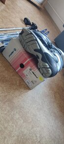 Pro vysokou osobu set: pánské boty + hůlky + běžky - 2