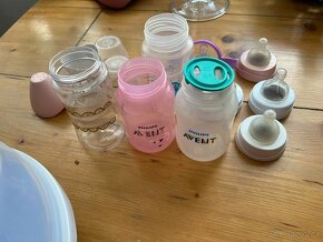 Sterilizátor Avent + příslušenství - 2