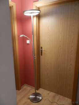 ledková stojací lampa - 2
