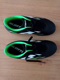 Kopačky vel.33 zn. Lotto - 2