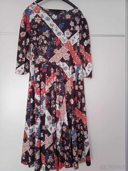 Úpletové šaty - 2