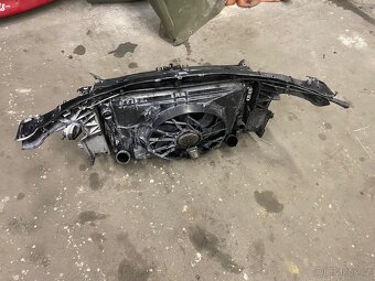 Chladičová stěna e90/e91 - 2