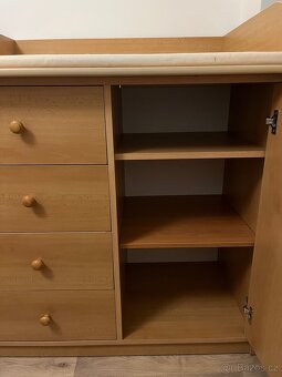 Přebalovací pult - 2