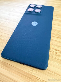 Motorola Edge 60 - 2