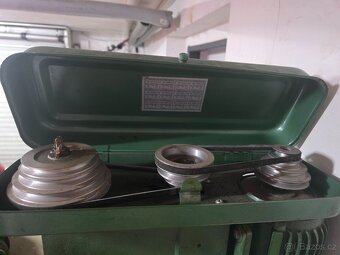 Sloupová stojanová vrtačka - 2