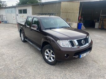 Nissan Navara - 2
