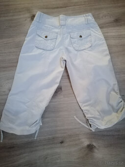 Dámské 3/4 kalhoty - 2