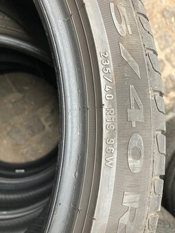 Letní pneu 235-40-19 - 2