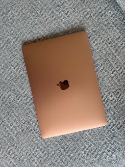 13” MacBook Air M1, 8GB RAM, 256GB SSD (2020) - 2