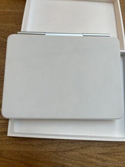 Pouzdro na tablet s klávesnicí Apple Magic Keyboard pro iPad - 2