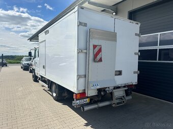 chladírenský box lednice ohřev mrazák - 2
