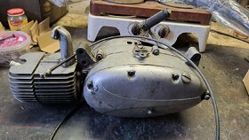 Motor Jawa pionýr - 2