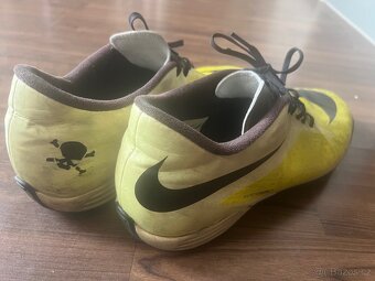 Turfy NIKE HyperVenom vel. 47.5 / stav Dobrý - 2