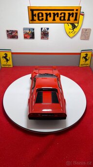 Ferrari 308 GTB 1:18 Kyosho - 2