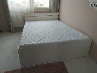 Postel multifunkční bílá s roštem v rámu a matrace vcelku - 2