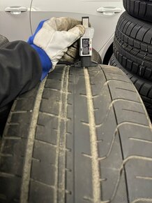 Pirelli P-zero 255/45R19 104Y, letní, vzorek 5 mm - 2
