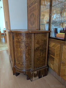 Starožitná art Deco komoda, dýha kořenice - 2