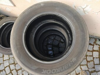 215/60 R16 - 2