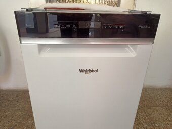 Myčka nádobí Whirlpool podstavná - 2