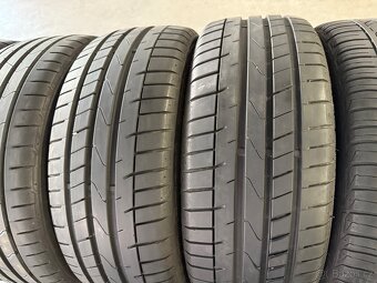 prodám letní pneumatiky 215/45/18 Hankook celá sada - 2