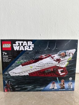 LEGO Star Wars Obi-Wan Jedi Starfighter 75333 - 2
