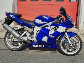 Yamaha R6 - 2