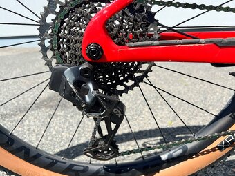 Trek Supercaliber 9.8 AXS vel. S - 2