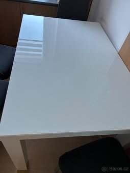 Kuchyňský stůl + 4 židle - 2
