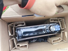 Alpine CDE-102Ri - 2