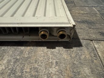 Ploché radiátory - bílé - 2