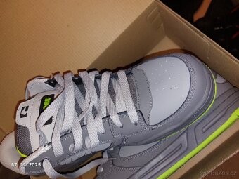 PÁNSKÉ BOTY GLOBE - 2