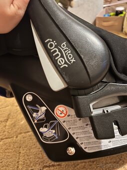 Autosedačka britax römer baby-safe - 2