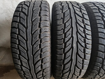 ZIMNÍ PNEU COOPER 215/65/16-4KS - 2