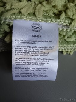 koberec Tchibo světle zelený, dredy 70x120 cm - 2