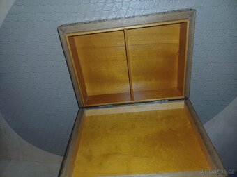 Retro krabička na hraci karty - 2