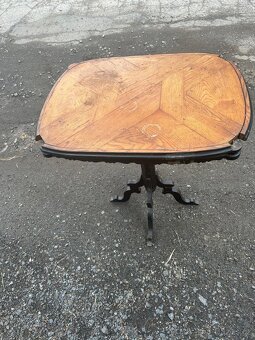 Starožitný stůl - 2