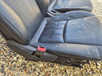 Sedačky Mercedes Benz C, W203 - 2