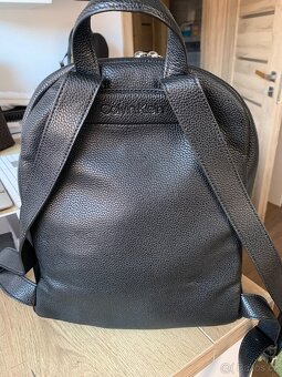 Dámský batoh Calvin Klein černý - 2