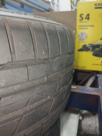 Prodám pneu 205/40 r 18 - 2