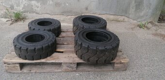 Superelastické pneu SOLIDEAL MAGNUM fix 200/50-10 - 2